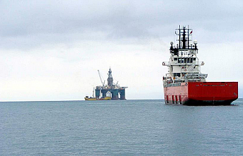 Venezuela, ABD savaş gemisinin Trinidad’a demirlemesinin ardından enerji anlaşmalarını askıya aldı