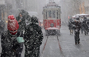 Kuvvetli yağış ve kar geliyor: Sıcaklıklar 4...