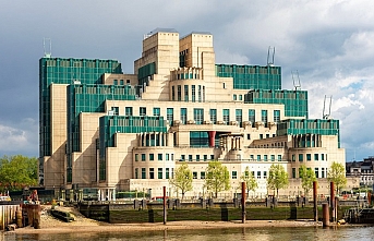 Moskova’dan Londra’ya istihbarat hattı: SVR, MI6 Başkanı Metreweli’yle görüştüğünü açıkladı