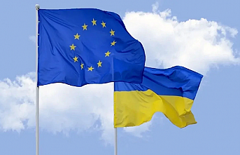 AB'den Ukrayna'ya hızlı üyelik sinyali: Tam haklar zamanla gelecek