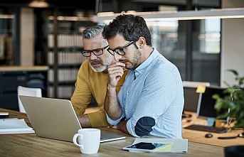 Kariyer.net'ten 2026 beklentileri araştırması: Düşük maaş, eksik yan haklar, iş değişiklikleri