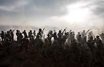 Politico beş ülkede anket yaptı: Batılı ülkeler yeni bir dünya savaşı bekliyor