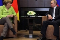 Putin, Merkel ile Suriye ve Ukrayna'yı görüştü