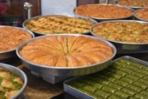 Kurban Bayramı'nda baklava üretimi katlandı