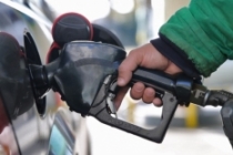 Kasımda benzin 73 kuruş ucuzladı