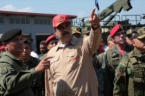 ABD çemberi daraltıyor Maduro direniyor