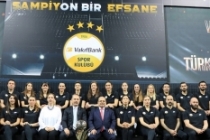 Şampiyon VakıfBank basınla buluştu