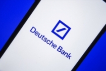 Deutsche Bank’ın kredi notu düşürüldü