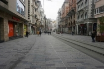 İstanbul sokaklarında koronavirüs sakinliği