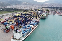 İskenderun Limanı'nda hasar oluştu: Yer yer çökmeler var