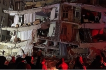 Kahramanmaraş'ta deprem faciası! Yıkılan binalar var!