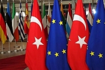 AB'den deprem nedeniyle Türkiye'ye 1 milyar euroluk destek taahhüdü