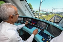 Milli Hızlı Tren 2025'te yolcu taşımaya başlayacak