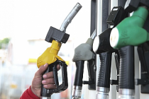 Benzin ve motorine zam geldi: Litre fiyatı 50 lirayı aştı