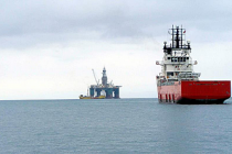 Venezuela, ABD savaş gemisinin Trinidad’a demirlemesinin ardından enerji anlaşmalarını askıya aldı