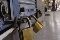 Finansmanı döndüremeyen şirketler kapıya kilit vuruyor