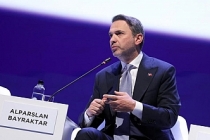 Bayraktar: Türkiye-Rusya arasındaki gaz alım sözleşmesi bir yıl uzatıldı