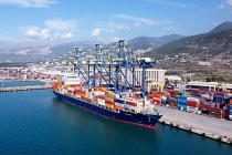 Türkiye komşularına 11 ayda 25,3 milyar dolarlık ihracat yaptı