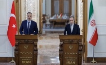 1,6 milyar dolarlık proje: Türkiye ve İran tarihi İpek Yolu'nda ortak demiryolu hattı için anlaştı