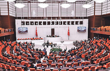 TBMM'de gündem emekli maaşı: Kanun teklifleri görüşülecek!