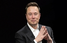 Elon Musk'a göre yapay zekayla ilgili gelecek yıl ortaya çıkabilecek problem