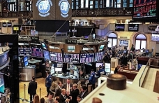 Fed'in faiz indirimini uzun süre erteleme ihtimali piyasaların tadını kaçırdı: S&P 500, Nasdaq ve Dow Jones düşüşle açıldı