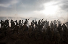 Politico beş ülkede anket yaptı: Batılı ülkeler yeni bir dünya savaşı bekliyor