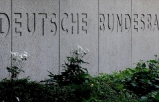 Bundesbank'tan yaşlı nüfus uyarısı
