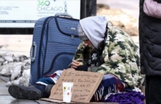 ABD'de evsizler zorlu kış şartlarıyla mücadele...