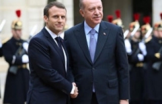 Erdoğan, Macron'la görüştü