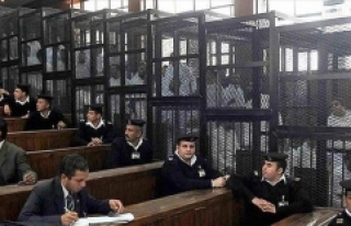 Mısır'da darbe karşıtı 96 kişiye hapis...