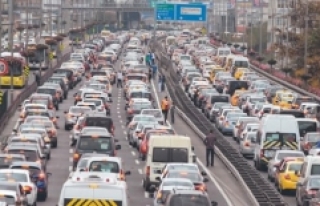 5 ayda 472 bin yeni araç trafiğe girdi