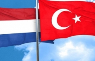 Türkiye ile Hollanda arasındaki ilişkiler normalleştirilecek