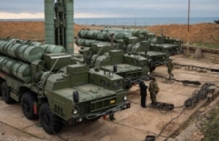 S-400'lerin kurulum çalışmalarına Ekim 2019'da...