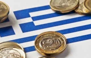 Yunanistan'da kurtarma paketi sonrası ilk bütçe...