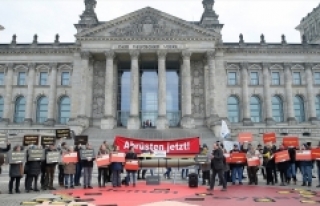 Alman hükümetinin silah ihracat politikası protesto...