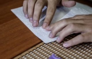 CHP'den Braille alfabesiyle hazırlanmış oy...