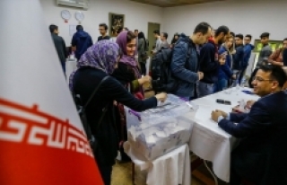 İran'da genel seçim tarihi belli oldu