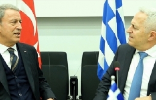 Milli Savunma Bakanı Akar Yunan mevkidaşıyla görüştü