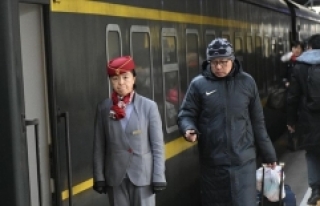 Milyonlarca Çinlinin uçak ve trene binmesi yasak