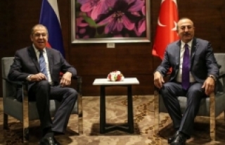 Dışişleri Bakanı Çavuşoğlu: Resmi pasaport...