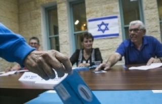 İsrail'deki seçimler öncesinde partilerin...