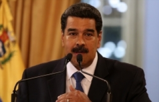 Maduro'dan kabinesinde köklü değişim sinyali