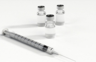 Sağlık Bakanı Koca: Hepatit B ve çocuk felci aşısıyla...