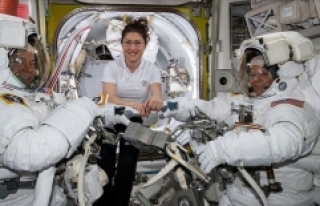 Amerikalı kadın astronot Koch UUİ'de 11 ay...