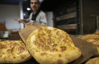 Ankara'da ramazan pidesi 2,5 liradan İstanbul'da...