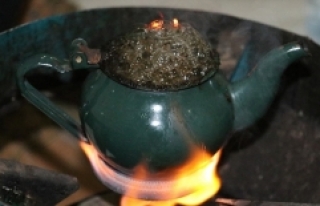 Senegal'in bol köpüklü geleneksel çayı:...