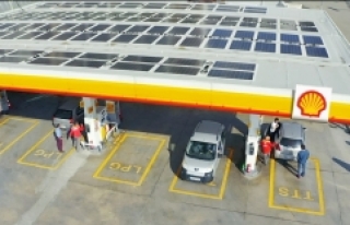 Shell&Turcas ilk güneş enerjili istasyonunu...
