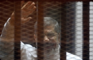 Muhammed Mursi'nin cenazesi defnedildi