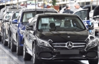 Mercedes-Benz'in araç teslimatları ilk çeyrekte...